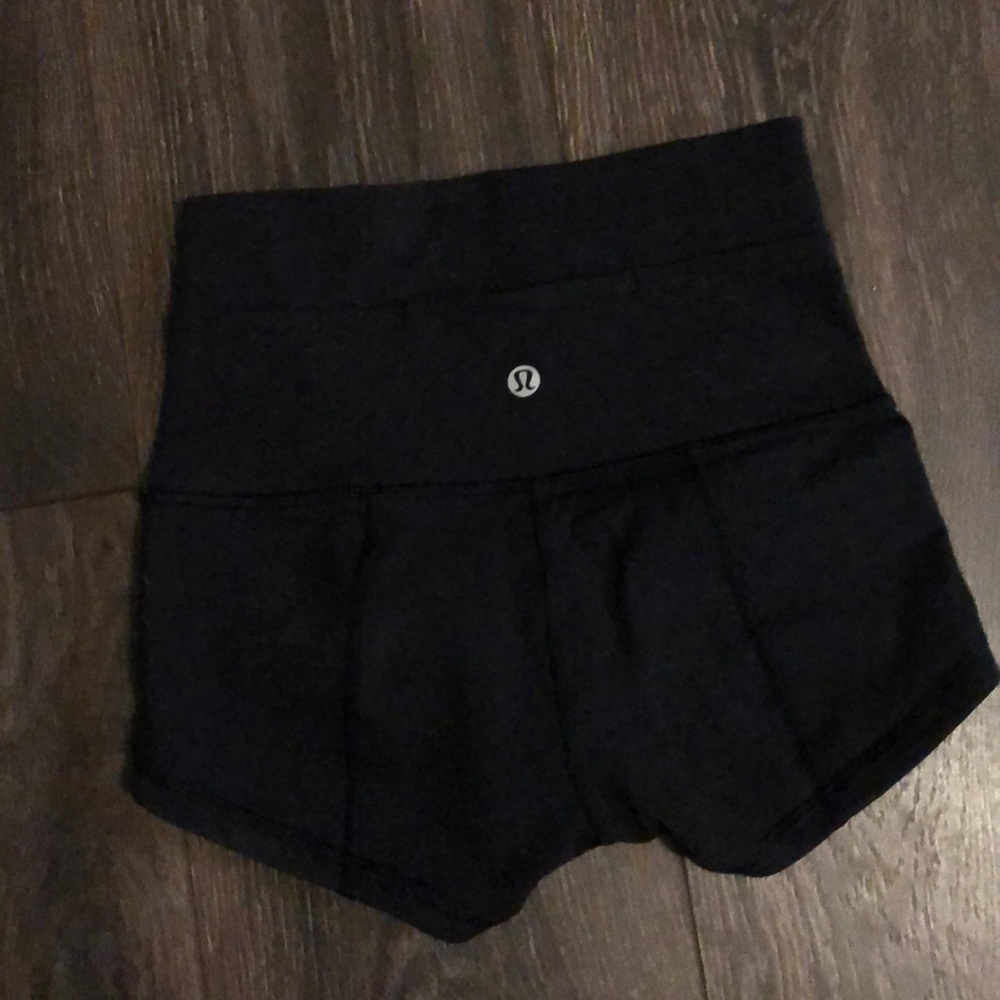 Lululemon spandex shorts